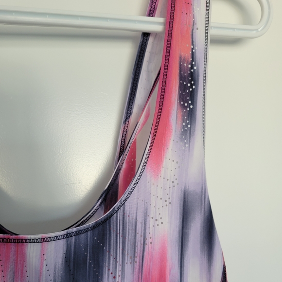 Lululemon tank top size 10 - Picture 2 of 3